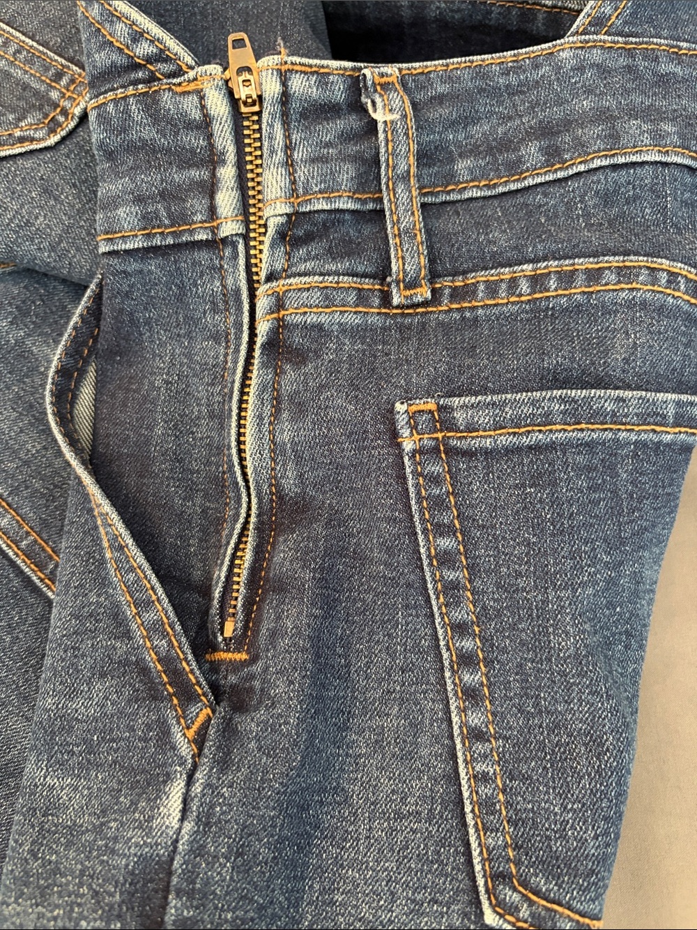 New Denim Flare Overalls Medium Wash Old Navy 2 Jumpsuit Dungarees Boho Retro XS - Picture 7 of 11